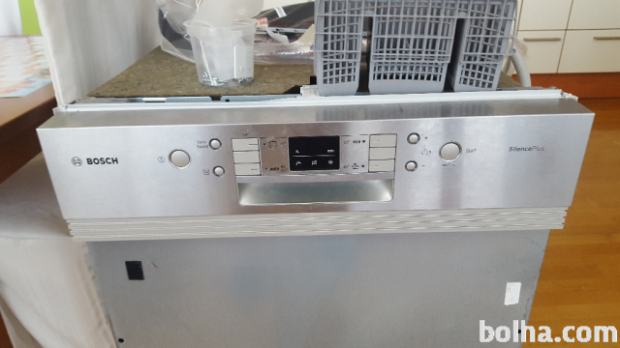 pomivalni stroj BOSCH Silence Plus SMI43M15 EU za dele