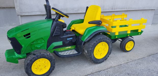 traktor peg perego