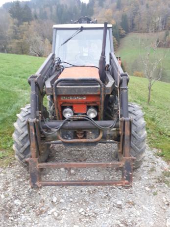 Ursus 904 B