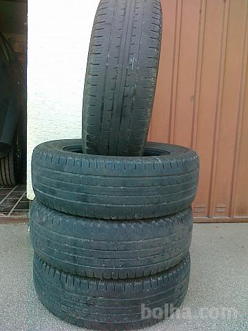 16-col, rabljene letne pnevmatike, Goodyear 215/70