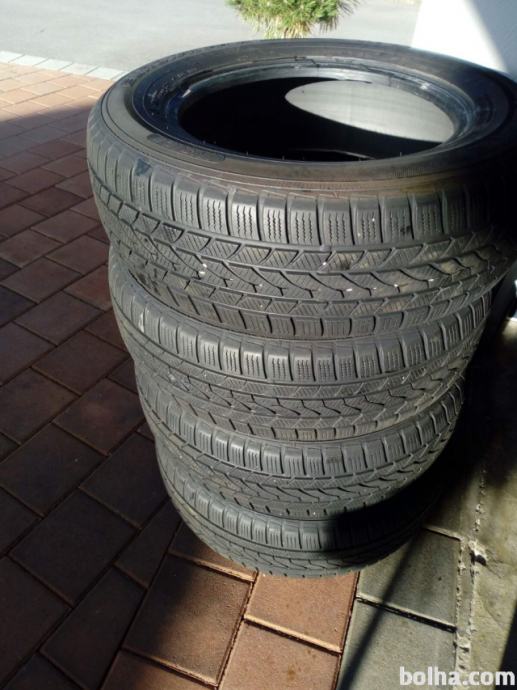 16-col, rabljene zimske pnevmatike, Falken 215/65 R16