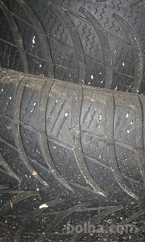 16-col, rabljene zimske pnevmatike, Goodyear 205/60