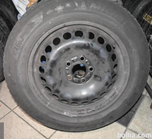 16-col, rabljene zimske pnevmatike, Michelin 215/60