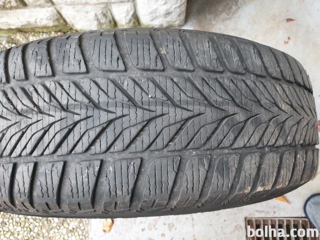 16-col, rabljene zimske pnevmatike, Sava 205/60