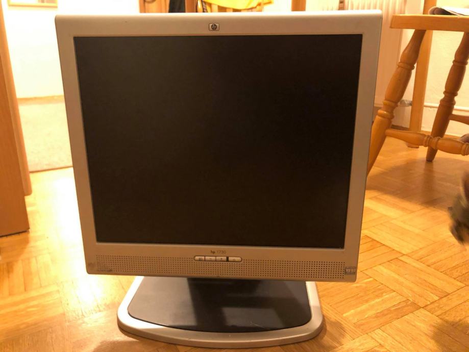 HP 1730 monitor delujoč, lepo ohranjen