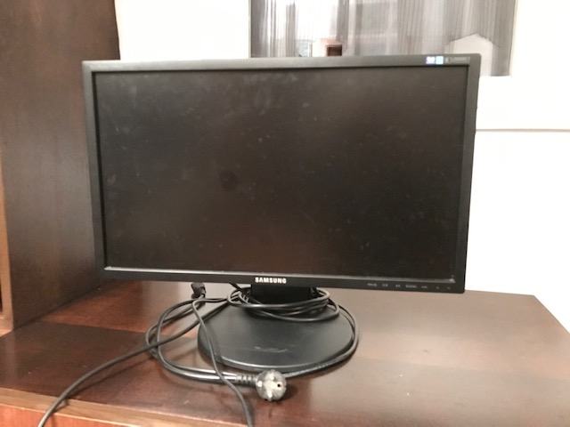 LCD monitor Samsung 2343BW