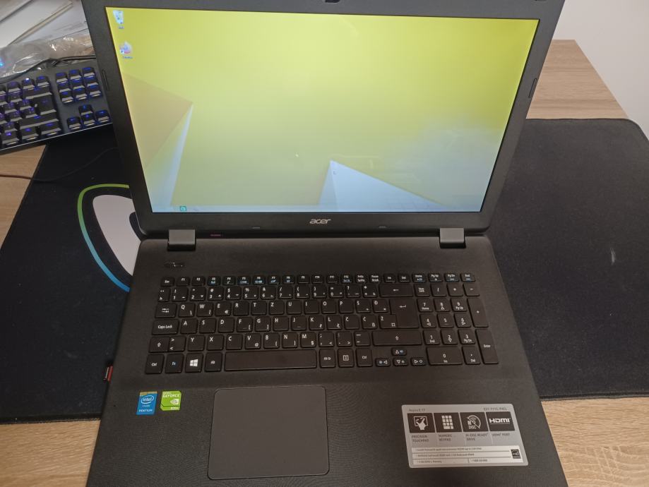 Ordinateur portable Acer Aspire Go 17 17,3 pouces, processeur Intel N-series N355, 8 Go de SSD 512 Go, clavier français, protection BluelightShield
