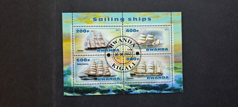 jadrnice, ladje (I) - Ruanda 2013 - blok 4 znamk, žigosan (Rafl01)