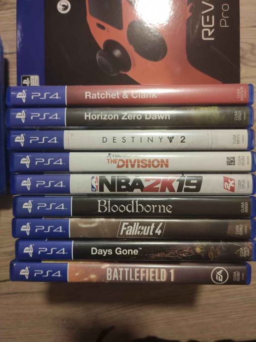 PS4 igre (cene v opisu)