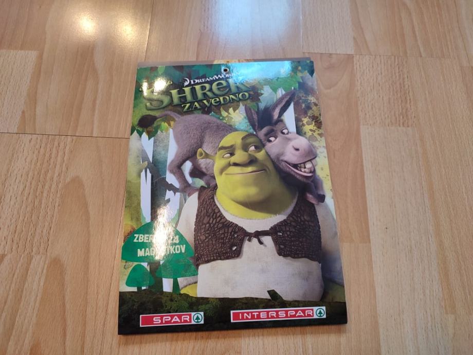 Album z magnetki Shrek za vedno - poln