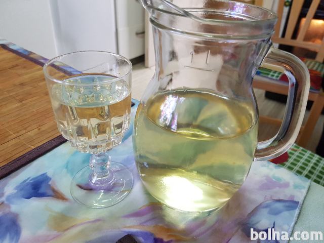 Belo vino iz Haloz / Haložan