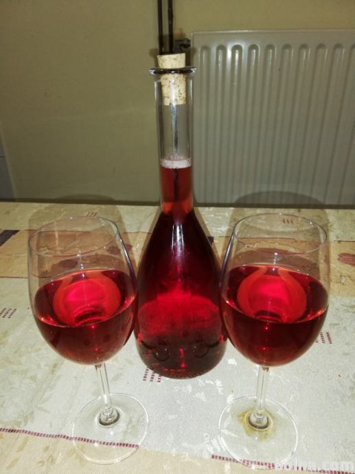 Rdeče vino iz brajd