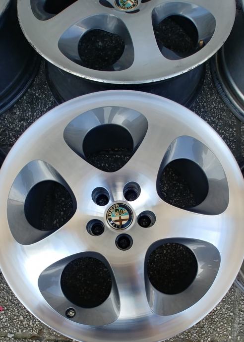 Platišča 17 5x98 Speedline Alfa Romeo Blackline