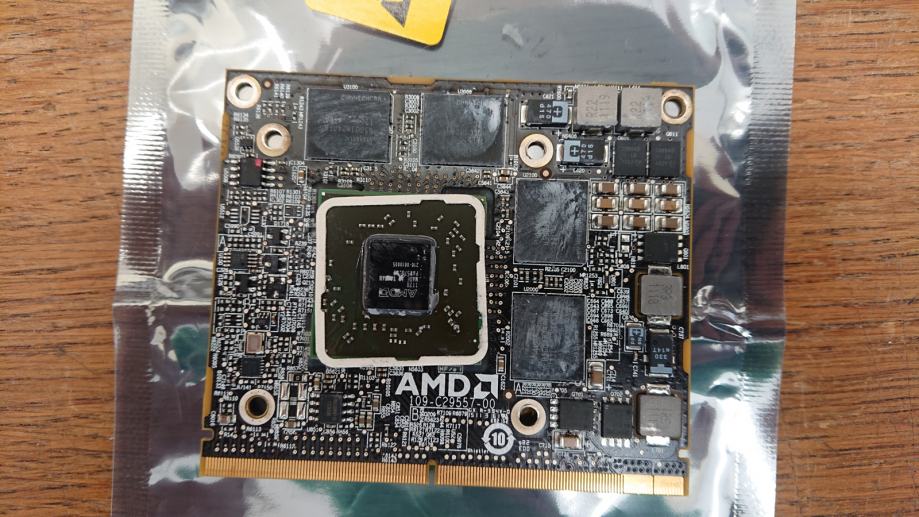 Grafična kartica AMD Radeon 6750M 512MB Apple