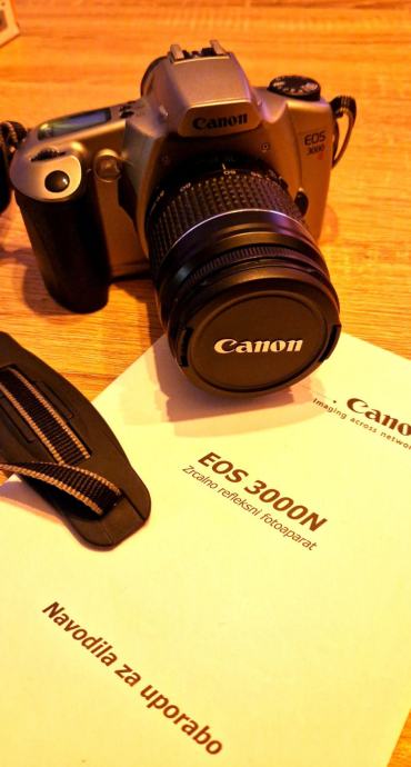 Appareil photo reflex Canon EOS 3000N 28-90mm f4-5.6 III Argent Reconditionné - Appareil photo