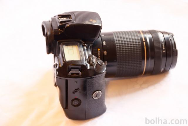 Canon EOS 5 z objektivom 75-300 mm