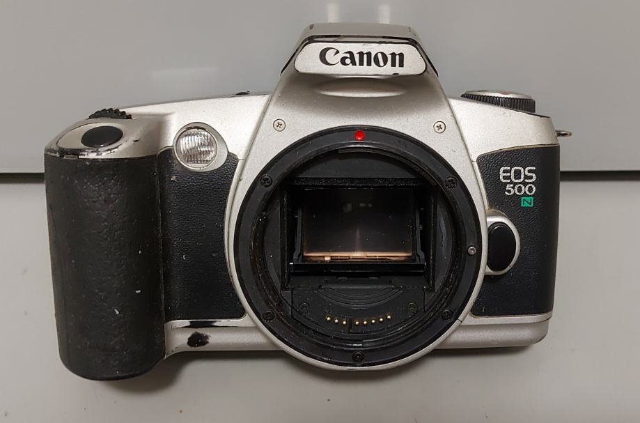 Canon EOS 500N SLR Analogni fotoaparat