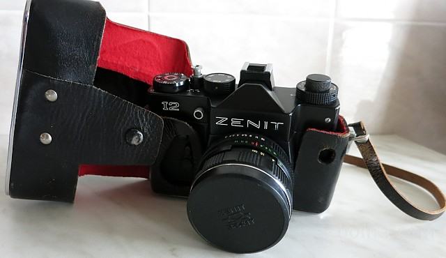 Fotoaparat ZENIT 12