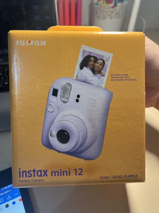 POLAROIDNI FOTOAPARAT FUJIFILM INSTAX MINI 12