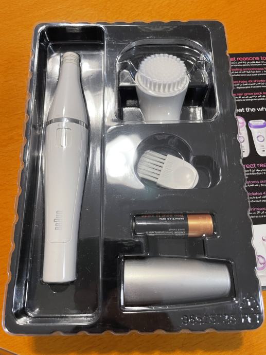 BRAUN FACE 810 epilator