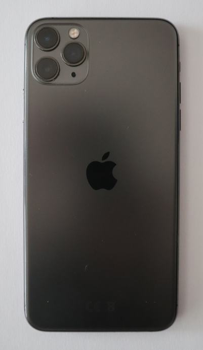 Apple iPhone 11 Pro Max 256GB + 13 ovitkov + 4 zaščitna stekla