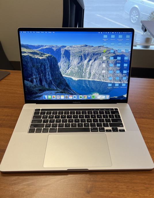Macbook Pro 16' - Core i9 - 16Go RAM - SSD 1To - Ordinateurs