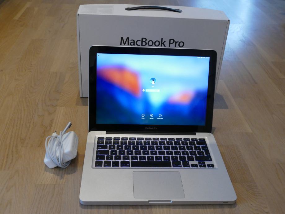 13" Macbook Pro Core i5 8GB RAM 256GB SSD (Early 2011)
