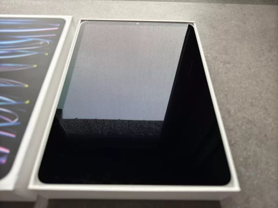 Apple iPad Pro 11“ 2024 M2 2Tb WiFi garancija 09/03/2025