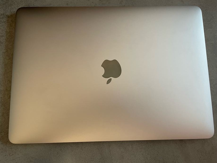Apple MacBook Pro 13” (2019) 256gb + ovitek