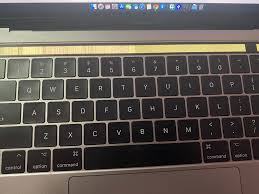 apple MacBook pro 2017 space grey