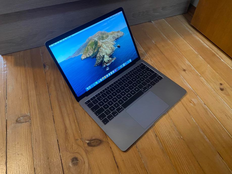 Macbook Air 13 2018 i5, 8GB, 128GB KOT NOV!