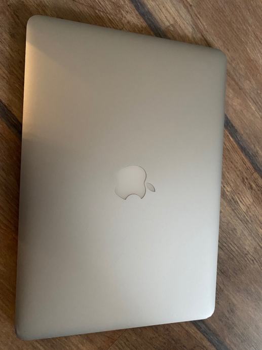 MacBook Air 13" Early 2015, 8GB, 1.6GHz Intel Core i5