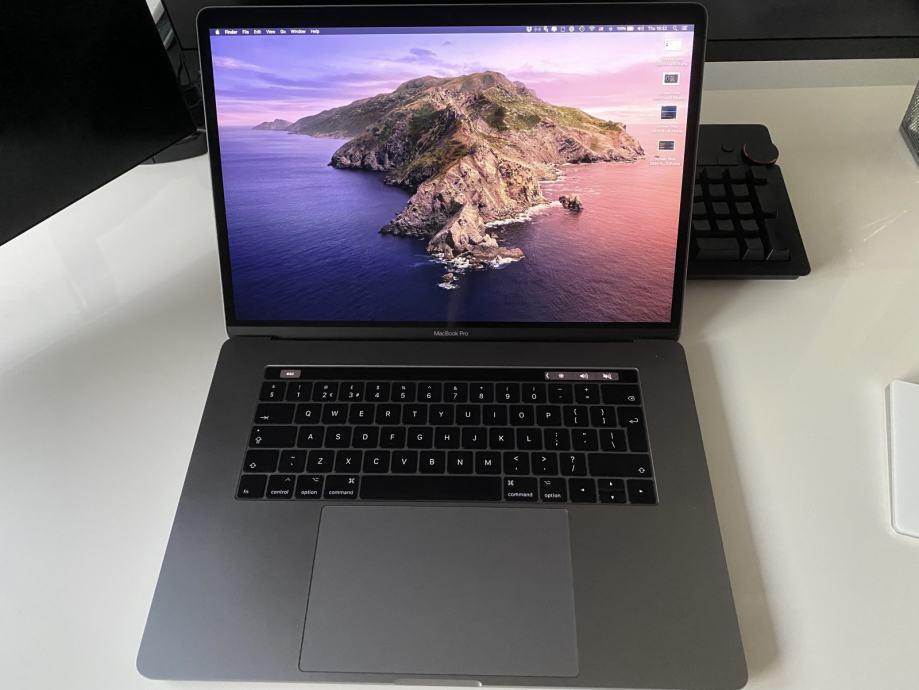 MacBook Pro 15" 2017, brezhibno ohranjen, KOT NOV