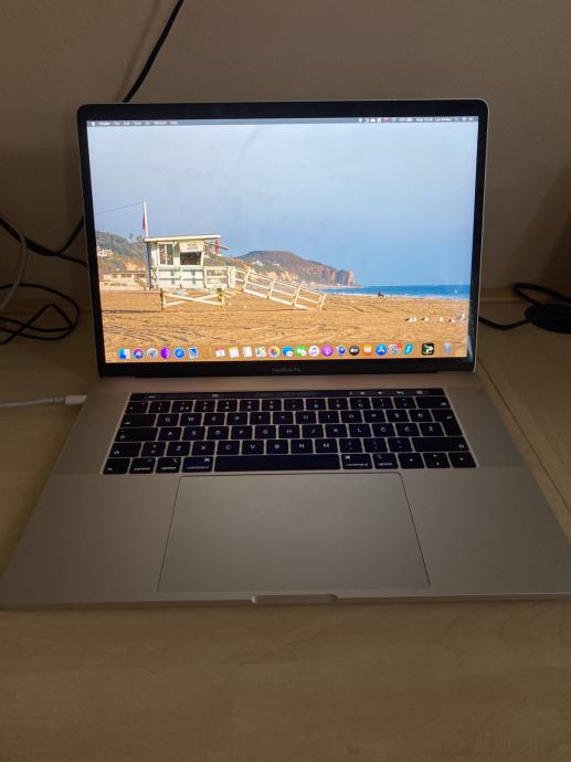 MacBook Pro (15-inch, 2018) Big Bang Kasko 5 let