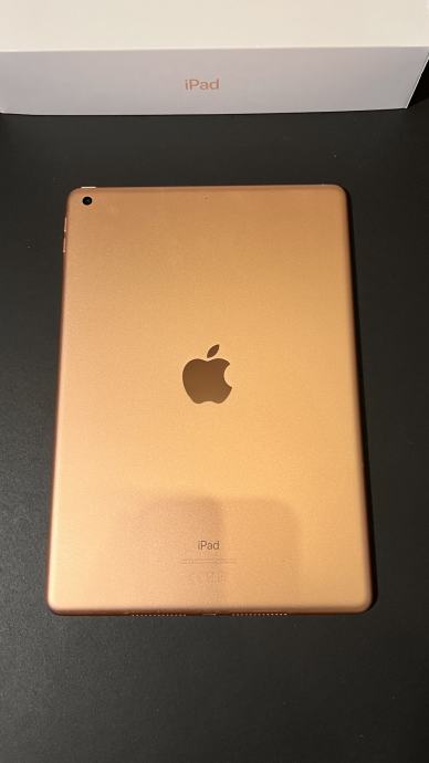 Apple iPad (8th Generation) Wi-Fi Gold
