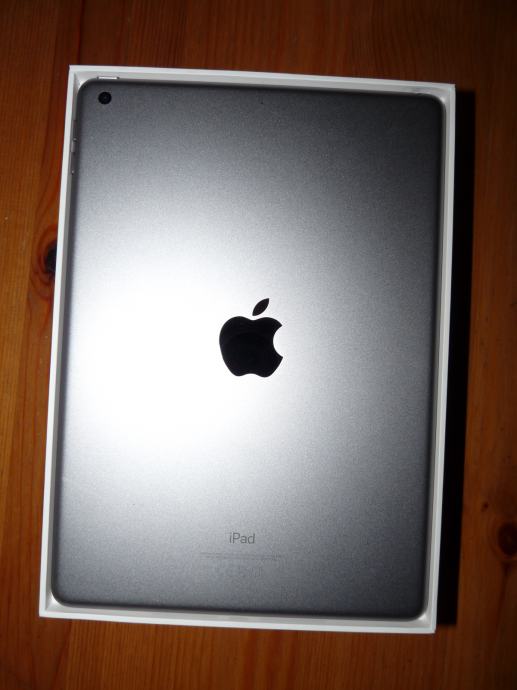iPad 6   Wi-Fi   32 GB   Space Gray   (2018)