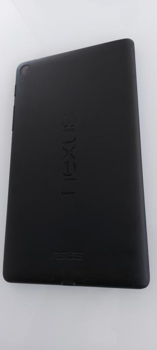Google Nexus 7 7-inch Tablet (2GB RAM, 32GB eMMC)