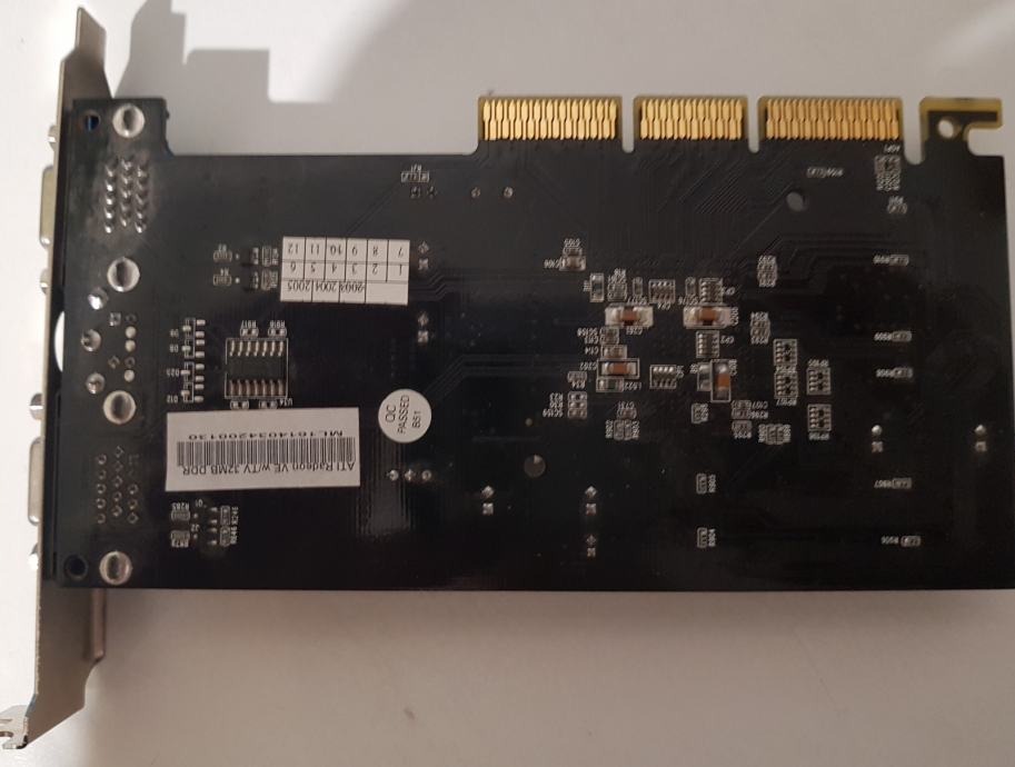 Grafična kartica ATI RADEON VE RV 100