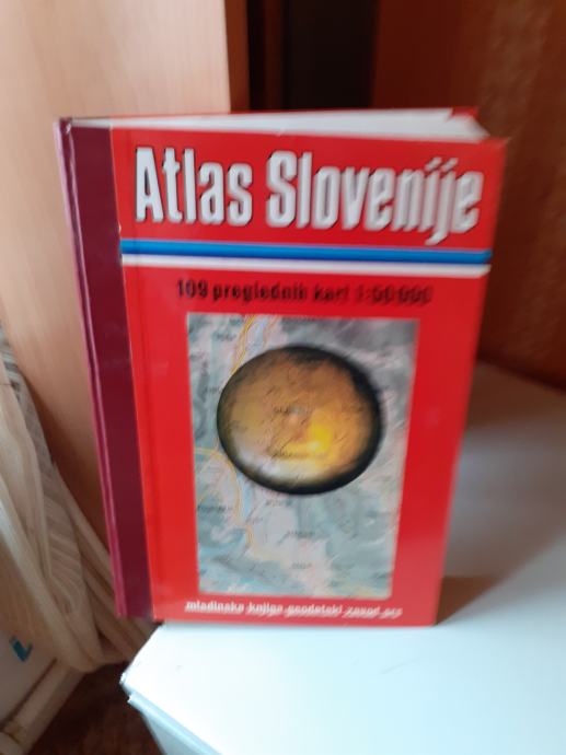 Ugodno prodam Atlas Slovenije