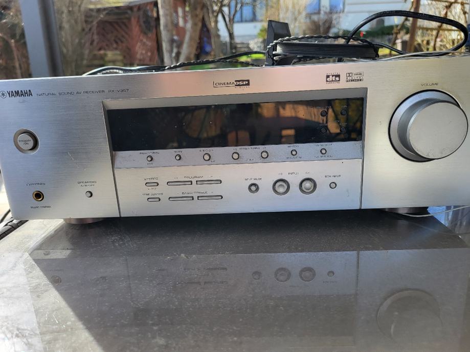 YAMAHA AV receiver RXV357 + JBL komplet zvočnikov 5.1