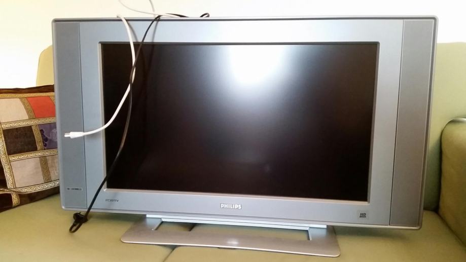 LCD TV Philips Flat TV 26PF3320/10
