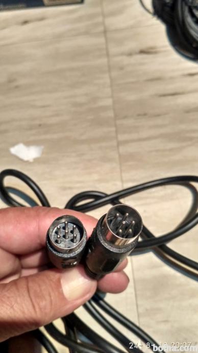 DIN 6pin ali 5pin avdio kabel na zvezdo (slušalke) nov