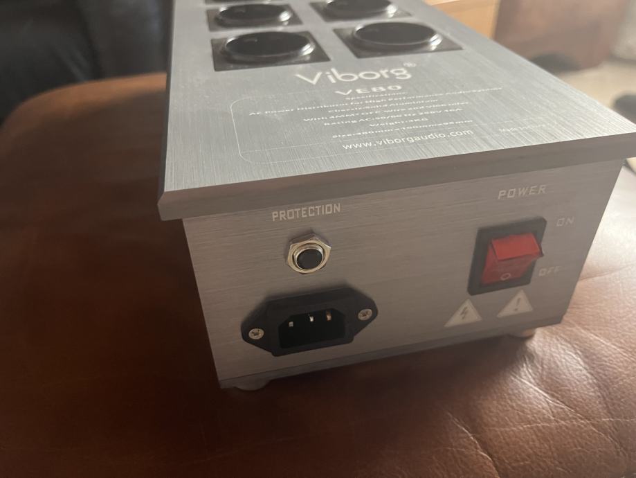 VE80 razdelilna letev power strip
