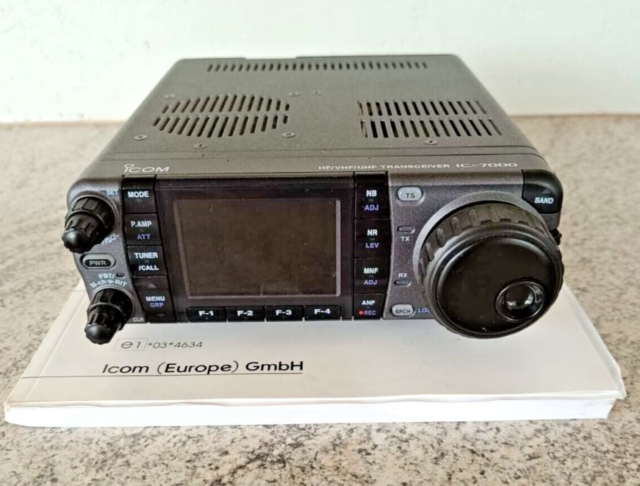 Nome Badge Personalizzato HamCrazy Per Icom IC-7000 - Radioamatore - Spedizione Rapida GRATUITA