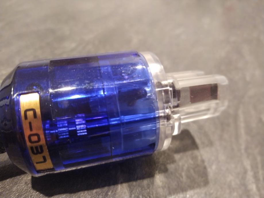 Connecteur Secteur SCHUKO Vers IEC - Placage Rhodium Carbone - Neuf