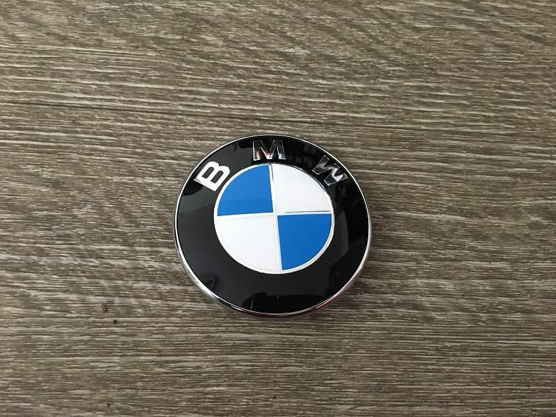 BMW emblem pokrovček