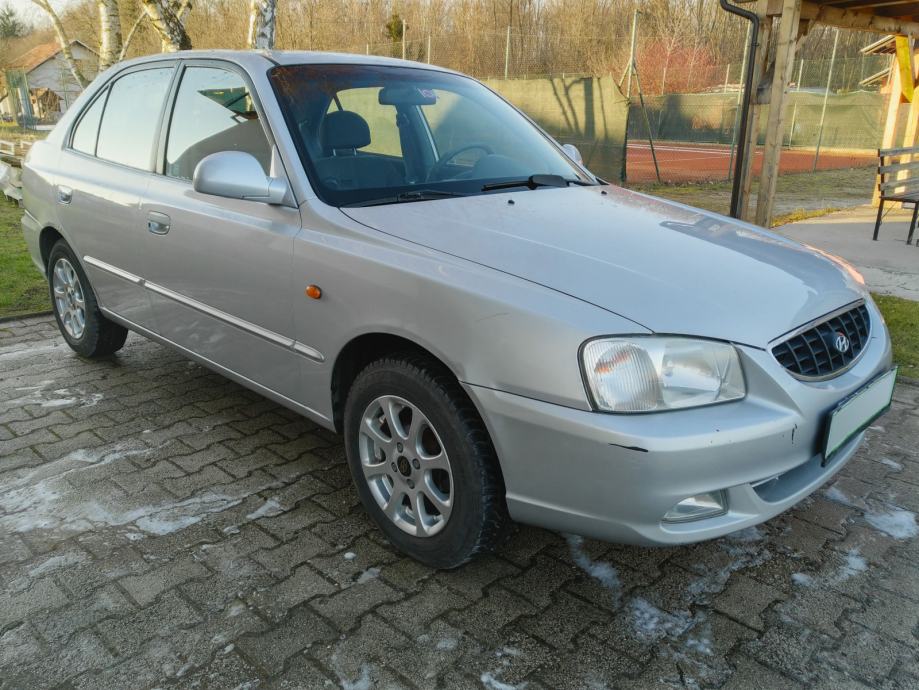 Hyundai accent crdi