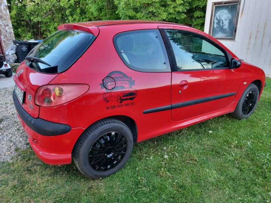 Peugeot 206