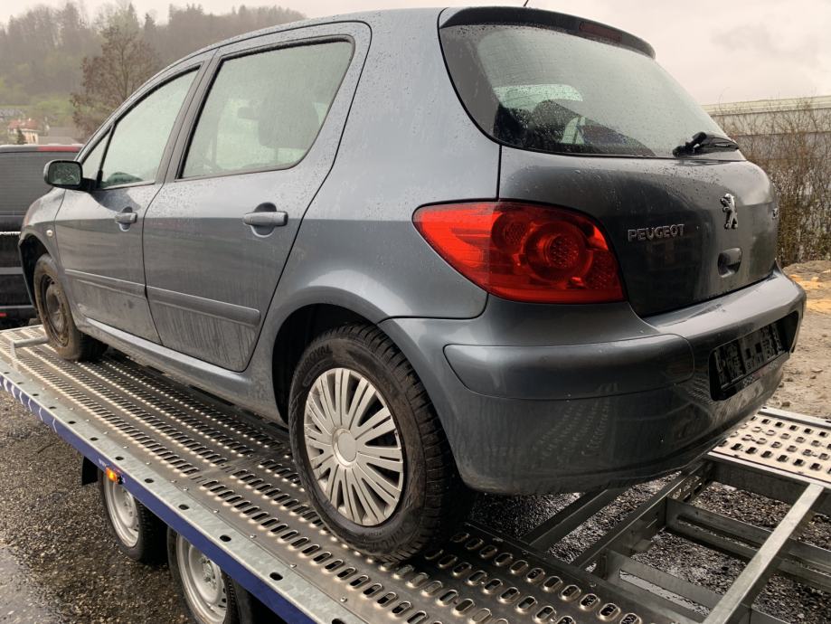 Peugeot 307 v celoti ali po delih, 2007 l.