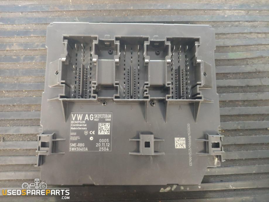 BCM BODY CONTROL MODUL VW TOURAN 2012 BCMPQ35